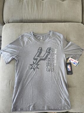San Antonio Spurs Gray Performance T-Shirt BRAND NEW - Youth XL